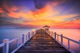 missc1125's tweet photo. No matter how beautiful the evening is, it will eventually be night. I still prefer the vigor before dawn https://t.co/JInE2aMV7E