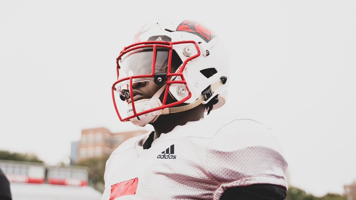 UIWFootball's tweet photo. 𝐅𝐈𝐍𝐈𝐒𝐇

#TheWord https://t.co/wqTXaaP3eV