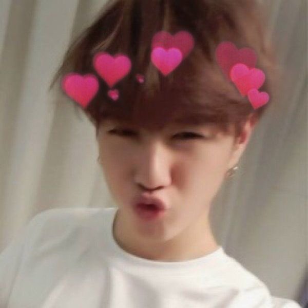 HAPPY BIRTHDAY BEBE BOI GOT7 BIASWRECKER LABYU MISS U  TELL UR BROTHER LEE DONG WOOK I SAID HI CHZ 