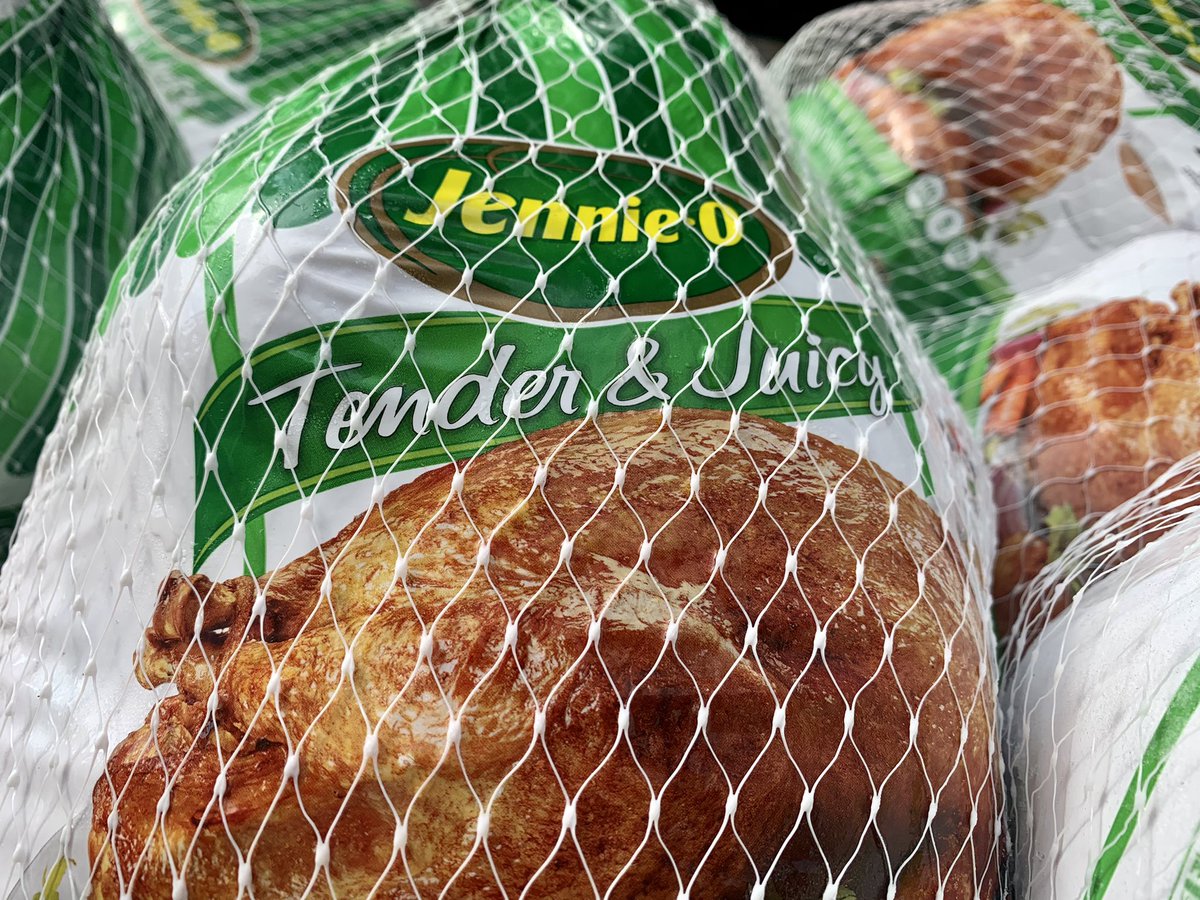Lynden Blake (@lyndenblake) on Twitter photo 300 turkeys!! That’s how many <a href="/HIT_STIQ4/">Mario Addison</a> is giving away to families in Birmingham. It’s an annual give-back event that means so much to the Vice Hill community and beyond.
We’ll hear from Mario on <a href="/WBRCnews/">WBRC 6 News</a> at 4 & 5. 300 turkeys!! That’s how many <a href="/HIT_STIQ4/">Mario Addison</a> is giving away to families in Birmingham. It’s an annual give-back event that means so much to the Vice Hill community and beyond.
We’ll hear from Mario on <a href="/WBRCnews/">WBRC 6 News</a> at 4 & 5.