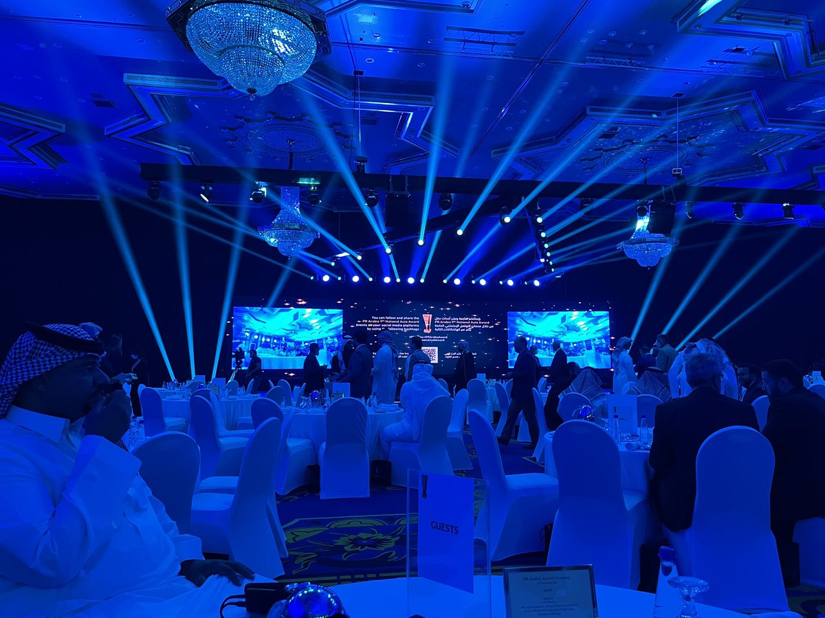 AGRammal's tweet photo. بعد قليل انطلاق حفل جائزة @nautoaward شركة لقطاع السيارات في اصدارها التاسع اليوم
#PRarabia
#PRarabiaaward
#9thNationalAutoaward https://t.co/adQj4tOHTq