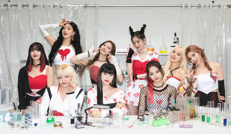 RepublicRecords's tweet photo. "Formula of Love: O+T=<3 is more than just an exploration of caring though; it's also a celebration of @JYPETWICE's relationship with their fans"

Read more via @ELLEmagazine ↓
https://t.co/SzgikyUpdn https://t.co/aEoFepwZBu