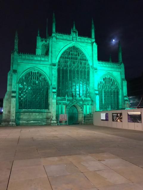 ListenHull's tweet photo. Last night @HullMinster was lit up green in celebration of @hullsamaritans 60th anniversary! Thank you for this great gesture. 

The LISTEN book was published earlier in the year to celebrate this same anniversary. Find our stockists and online shop here: https://t.co/pmvVJx7A6G https://t.co/3roFuCjjok