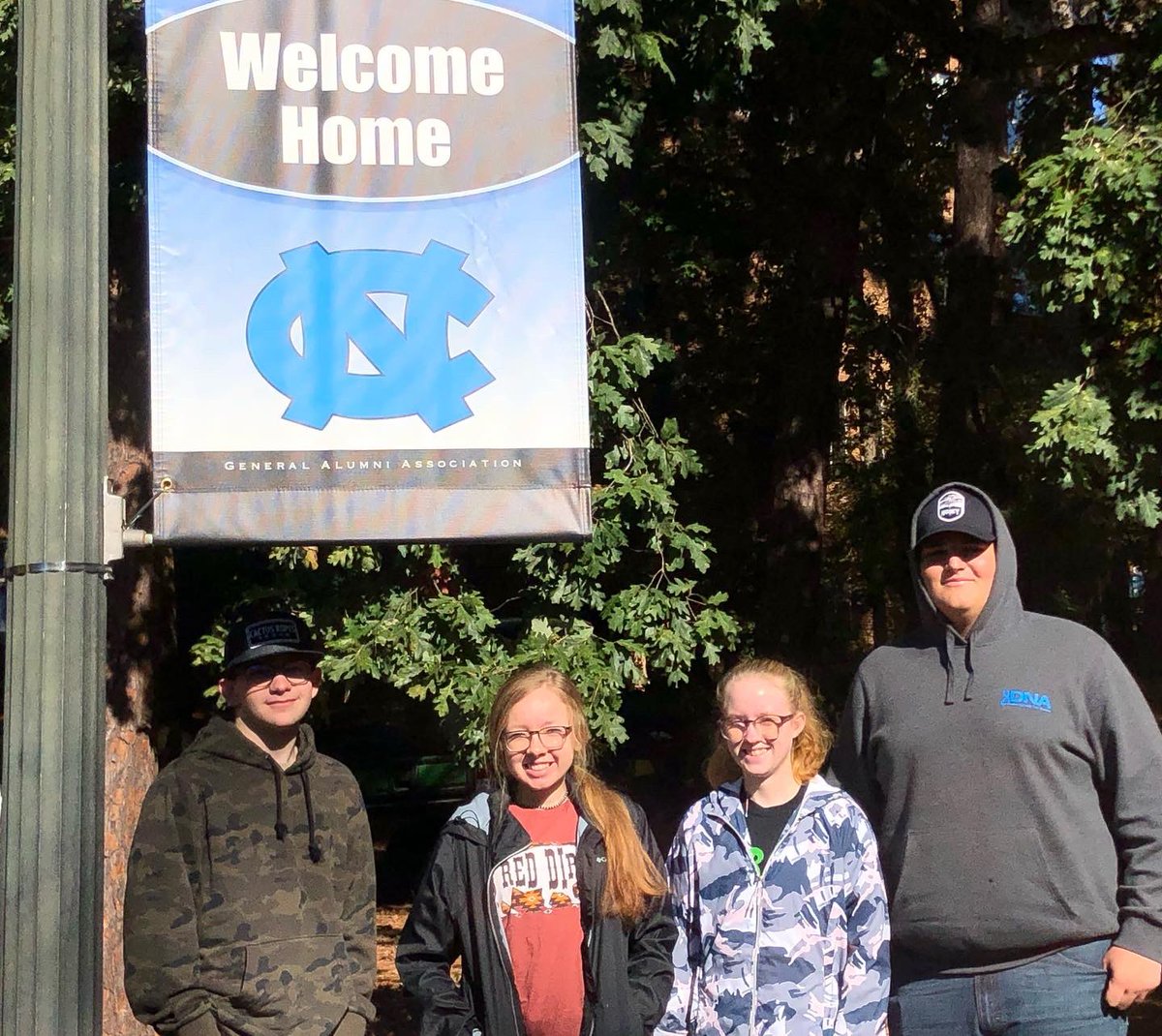 EH_FFA's tweet photo. Individually Kendall was the 5th high overall - 2nd in quality assurance, 5th in evaluation, and 6th in ID!! Kinley and Ashton also placed in the top 10 individually for quality assurance! We even managed to work in a few driving tours of nearby colleges while in North Carolina. https://t.co/rJm5VNliRB