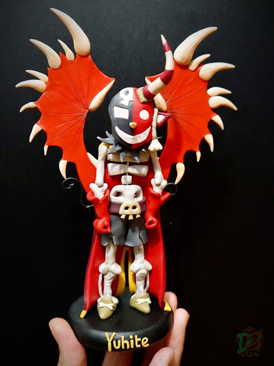 thituthuy's tweet photo. Ma dernière création Dofus. Je trouve le rendu dingue avec les ailes !

Tout est fait main 🙌🏼

N’hésite pas à RT pour faire voyager ce Sram 😈 https://t.co/IqfISanVOL
