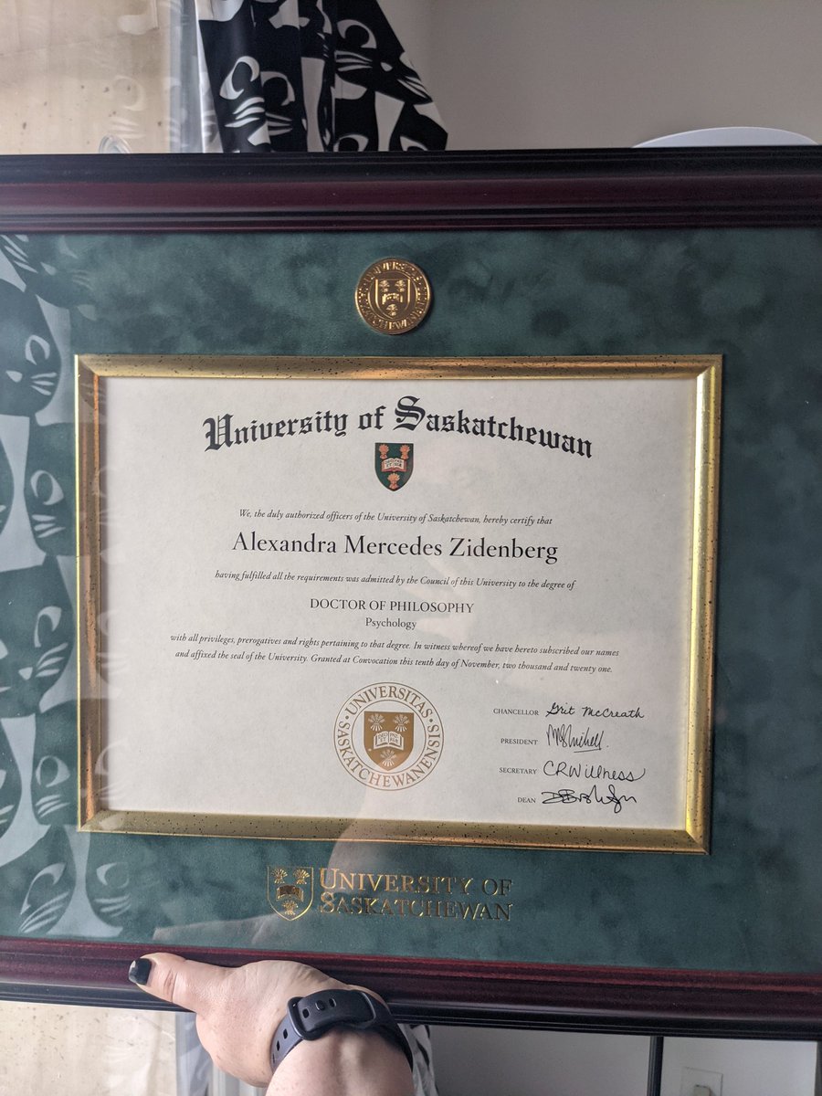 Lexi_M_Z's tweet image. And just like that, my time @usask is very officially completed #uSaskClassOf2021