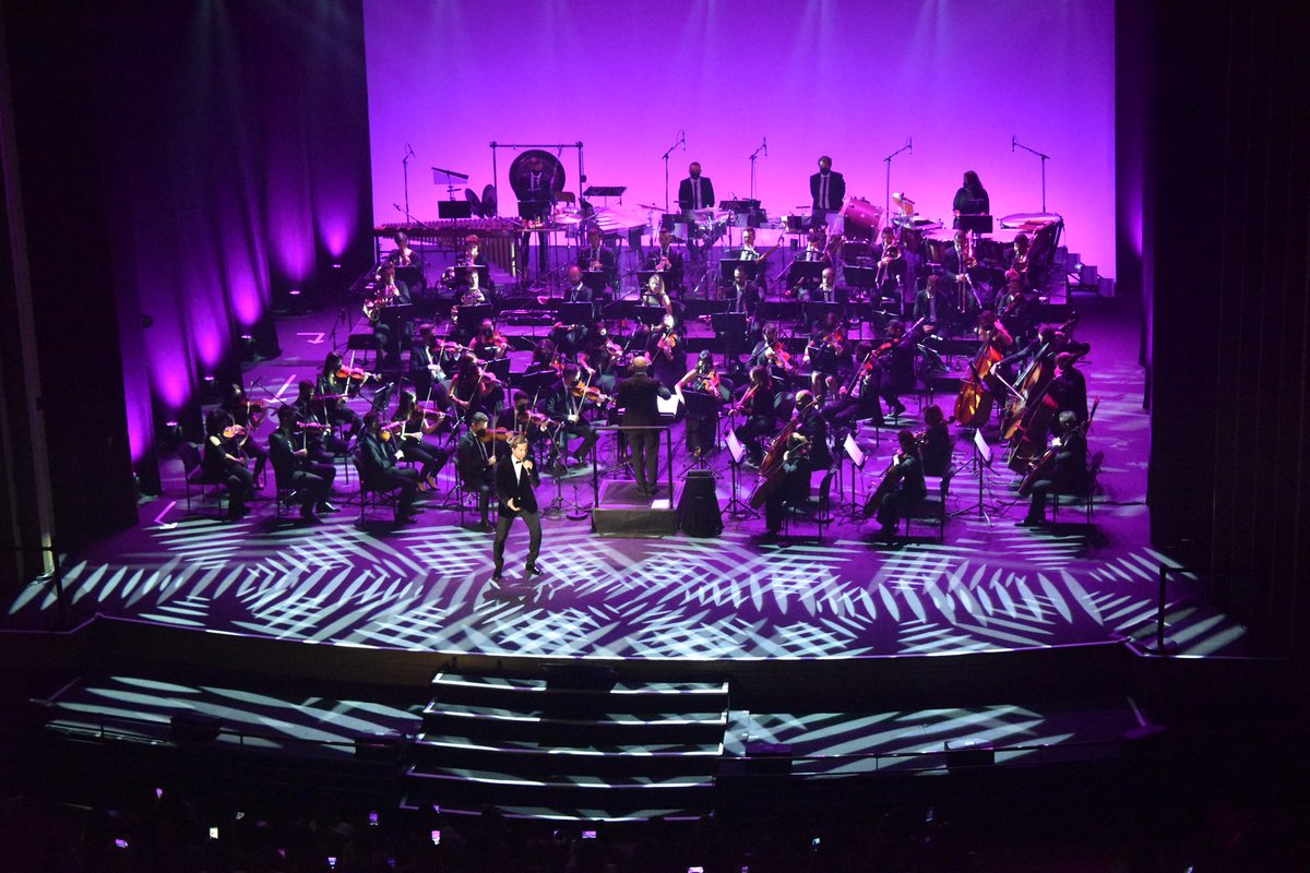 davidbisbal's tweet photo. Filarmónico Almería! https://t.co/a7xNn5w3a0