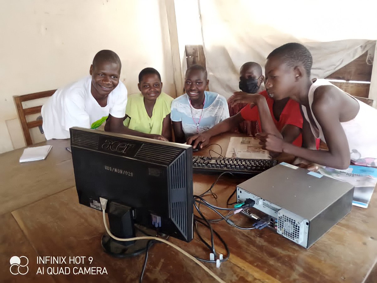 worship_harvest's tweet photo. UDS Winners MC from #WHKamuli
reaching out to the neighboring community by offering teens a 2-month computer training course in which they will be given certificates at the end. https://t.co/LDiQUEZIai