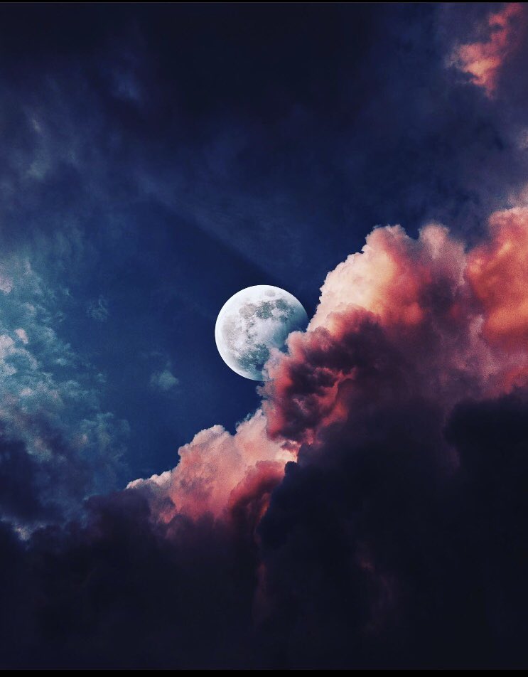 zaappu96's tweet photo. Mr Moon - Go Slowly https://t.co/aPdEU3H00l