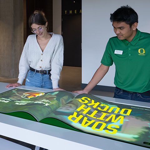 adventresults's tweet photo. The Student Welcome Center @uoregon is one-of-kind, just like the Ducks. It rewards curiosity and is full of surprises: oversized gear walls, treasures in lockers, an enchanted book, Easter Egg moments in the alumni library. #GoDucks #movepeople #storytelling https://t.co/DUh8vJEzFM