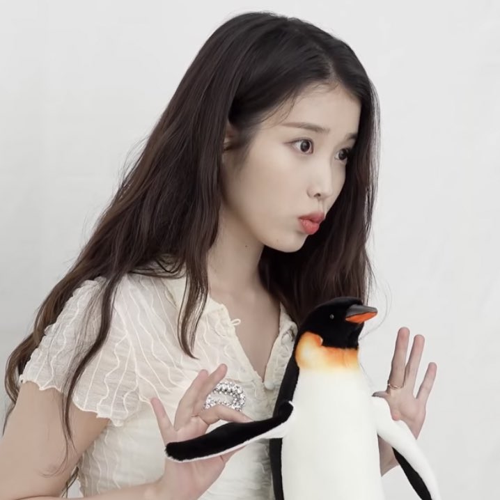low_iu's tweet photo. https://t.co/eMEkEW31Nj