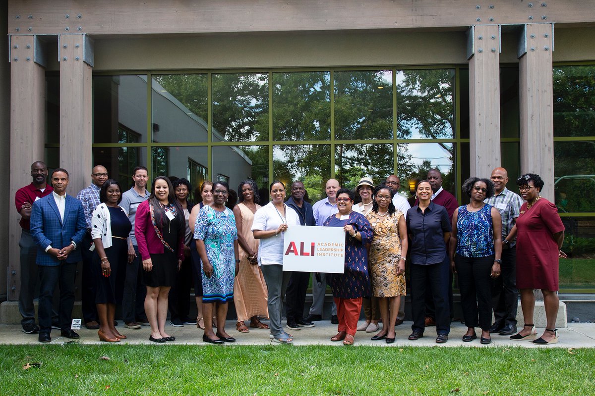 Due Friday! Applications for the 2022 Academic Leadership Residential Program. Apply here or share with your network! <a href="/TheNewSchool/">The New School</a>  sites.lsa.umich.edu/leadership-ins…