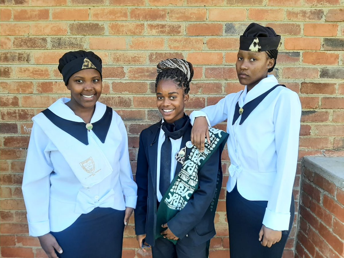 TlotloMachogo's tweet photo. Young People's and Childrens Division 💚🕯🤍 #ProudOfMyChurch #IAmYPD #AOHOC  💚🔥 https://t.co/l7eO3c6nGi