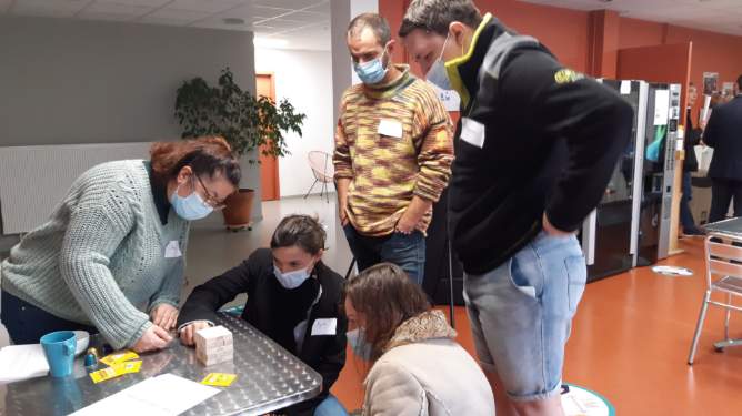 PoleemploiT's tweet photo. Enfiler le costume d'un futur créateur d'entreprise et trouver les cartes pour réussir son projet grâce à un escape game?
11 porteurs de projet ont relevé le défi avec #poleemploi #tulle et #initioentreprise pour la journée mondiale de l'entreprenariat! Alors, pourquoi pas vous? https://t.co/gjAvRtJWyh