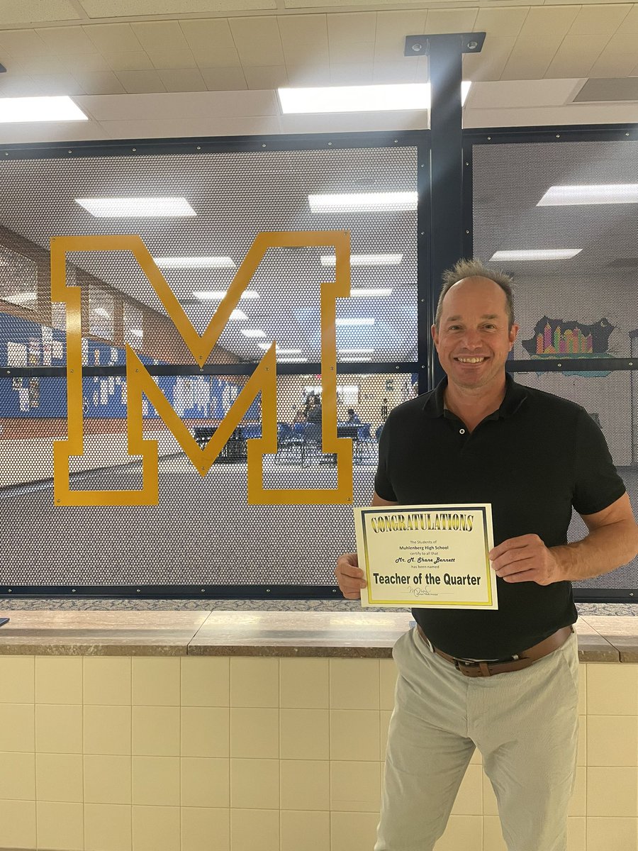 MrsValeryWill's tweet image. The student votes are in! Congratulations Mr. Bennett, teacher of the quarter!
@MiloShaneBenne1 
@CareerBurnham @rock2work @owlhoop44 @MikeMish10 @muhlsd #muhlpride