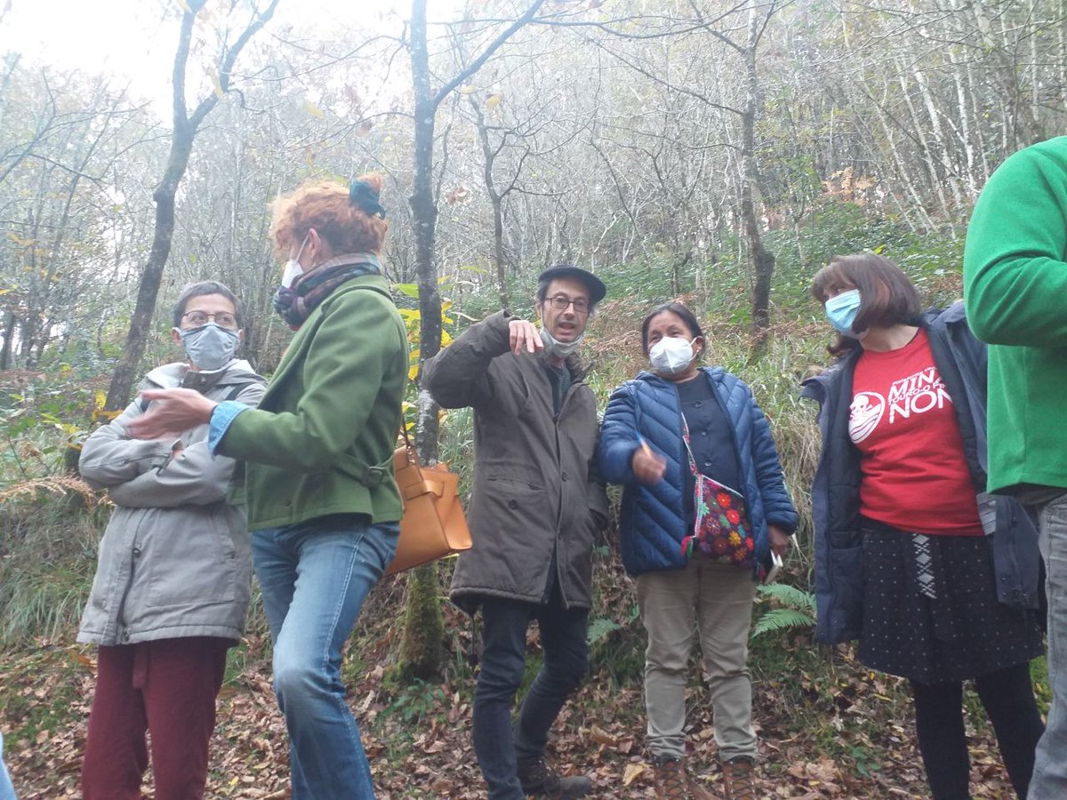 SLG_labregxs's tweet photo. #MinasNon #XiraPolaVida Compartindo en #Touro experiencias da loita contra a minaría que destrúe os nosos ecosistemas e nos expulsa dos nosos territorios. Ca voceira do @CNI_Mexico Marichuy e Abril Flores, activista @APIIDTT Ás 20.00h diálogo aberto no @SLG_labregxs  #Compostela https://t.co/baFfoaEudH