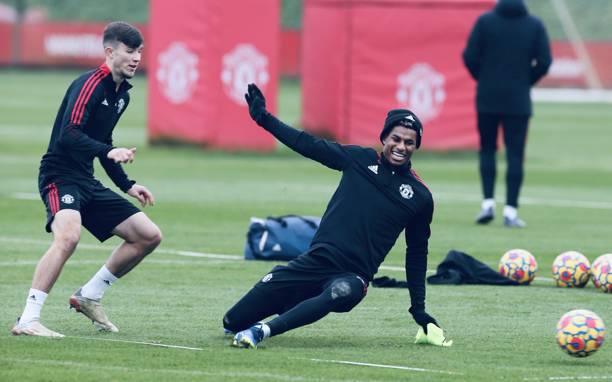 ManUtd's tweet photo. Charging up for Saturday! 🔋💯

#MUFC https://t.co/wSmZeLysva