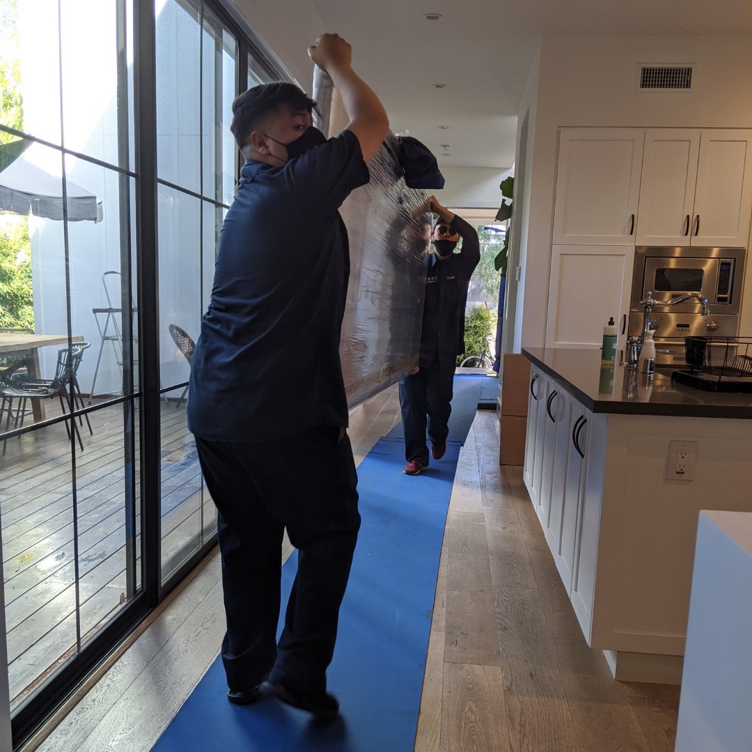 123Moving's tweet photo. ⭐⭐⭐⭐⭐ Today was my moving day and 123 moving and storage made it easy and organized. The crew worked professionally and with the best of attitudes. Courteous and helpful all the time. - Thank you! Shuly https://t.co/2EIbMx4I4Y