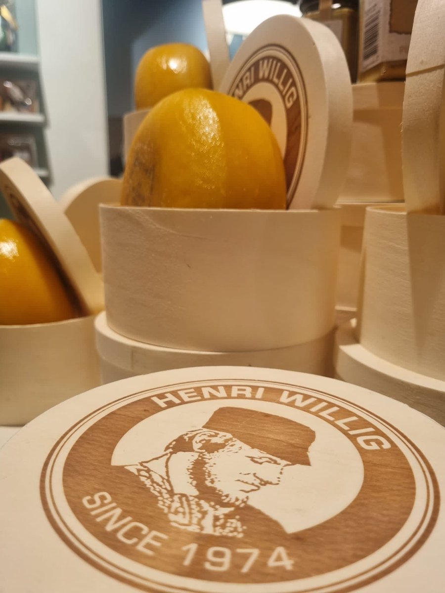 kaascheese's tweet photo. Last weekend we were lucky enough to drop by one of our favourite suppliers @HenriWillig in Amsterdam. It was great to learn more about @HenriWillig and try some of the cheeses first hand.

Keep a look out for some of their cheeses and pickles at our next event 👀🧀

#KaasCheese https://t.co/z1qwm62C17