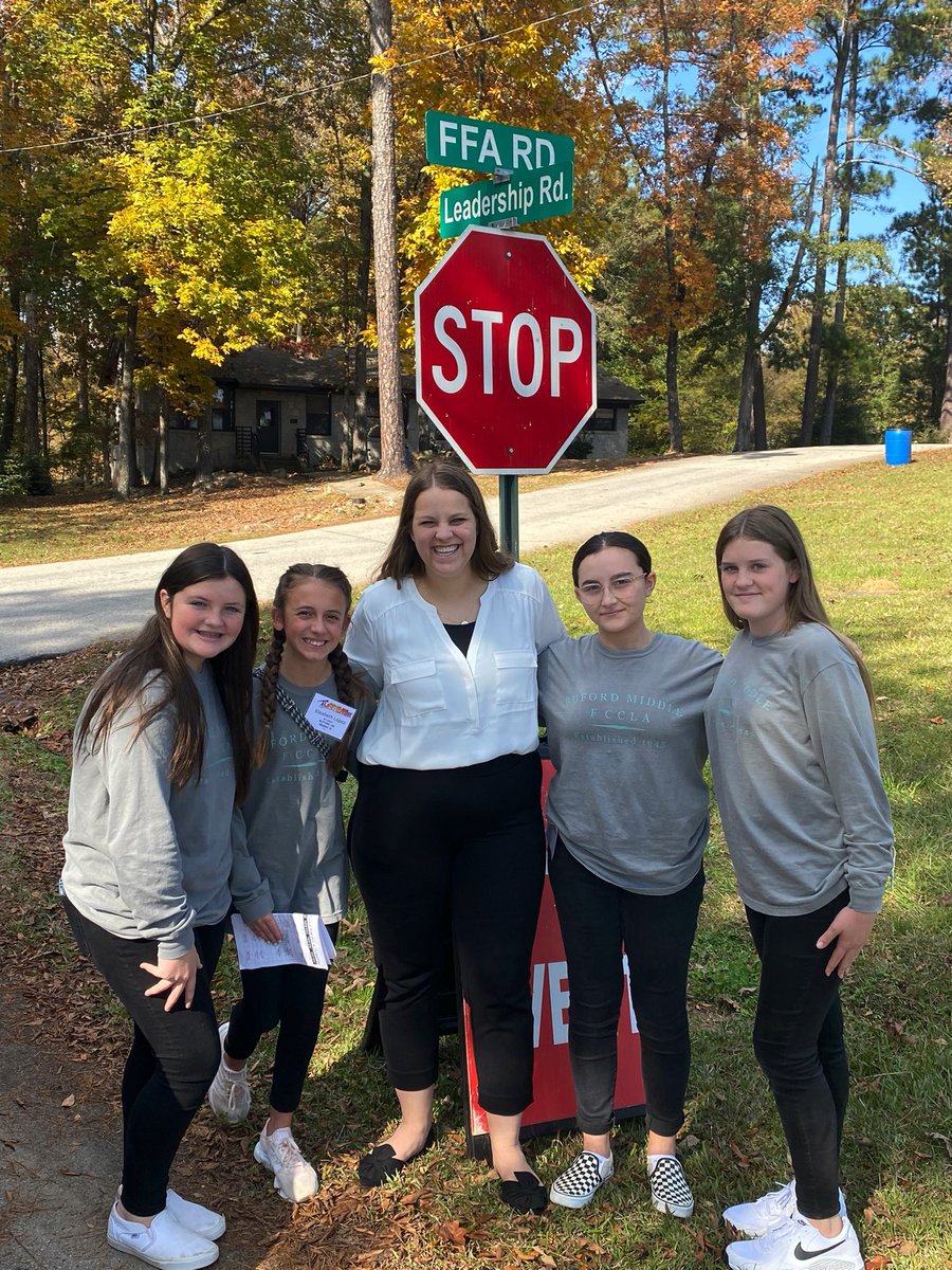 BMS FCCLA Knowledge Bowl Team placed in the top 8 in the state!  They will advance to the next round at SLC.  Congratulations ladies!! <a href="/bufordmiddle/">Buford Middle School</a> <a href="/BufordSchoolsGA/">Buford City Schools</a>