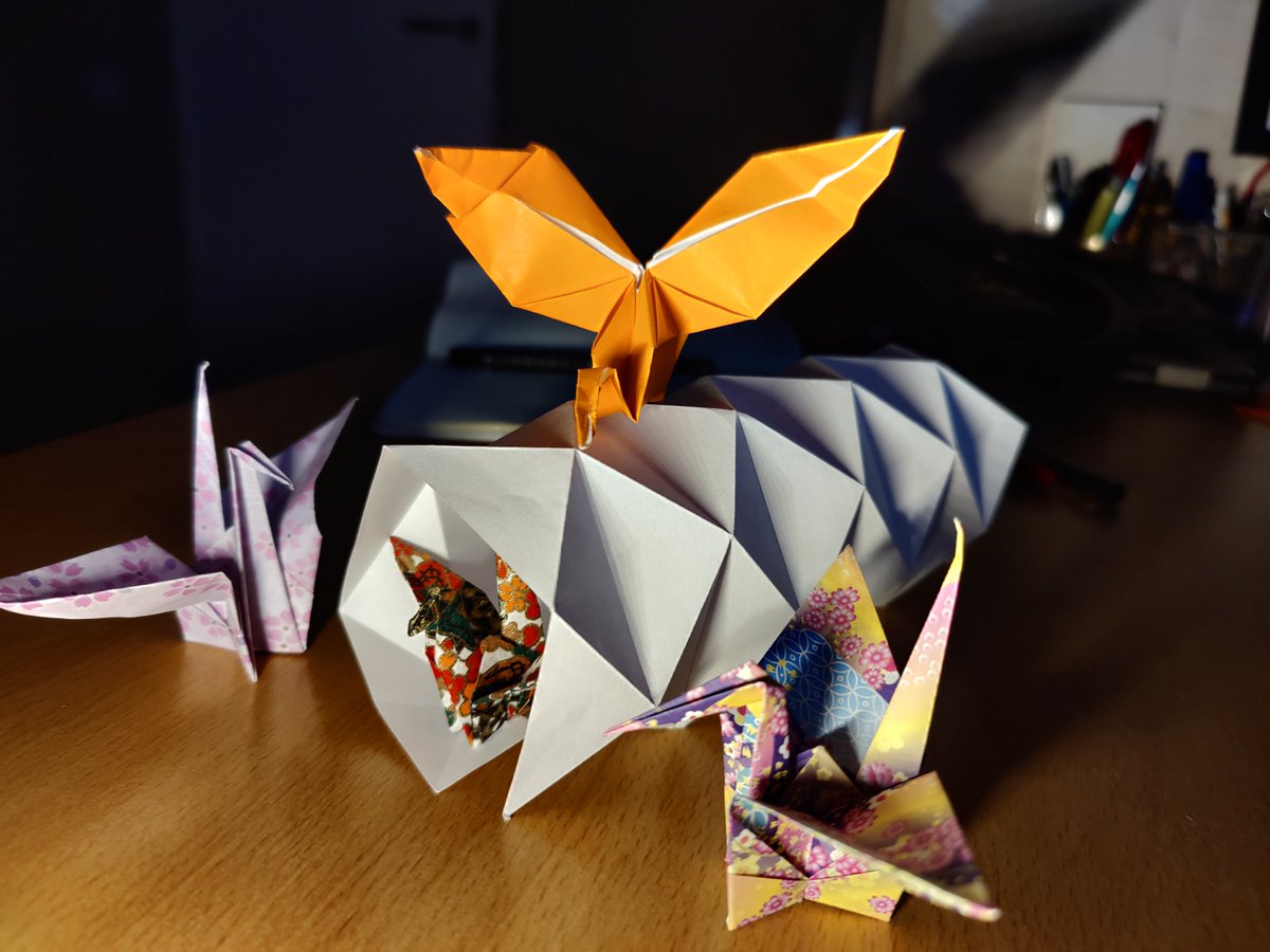 david_ruizb's tweet photo. While listening Channel1 at @SAPTechEd here you are my origami! @SAPCommunity #SAPCommunity #SAPTechEd #SAPCommunityOrigamiChallenge #sapchampions #lifeatsap https://t.co/Jd7UZB14GN