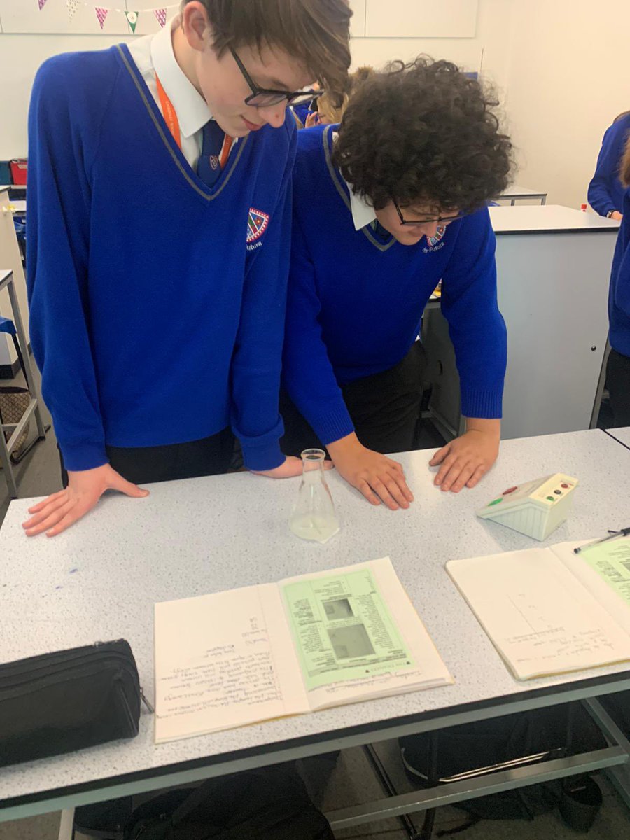 DeaneryScience's tweet image. 11a2 investigating the effect of temperature on the rate of reaction @deaneryhigh