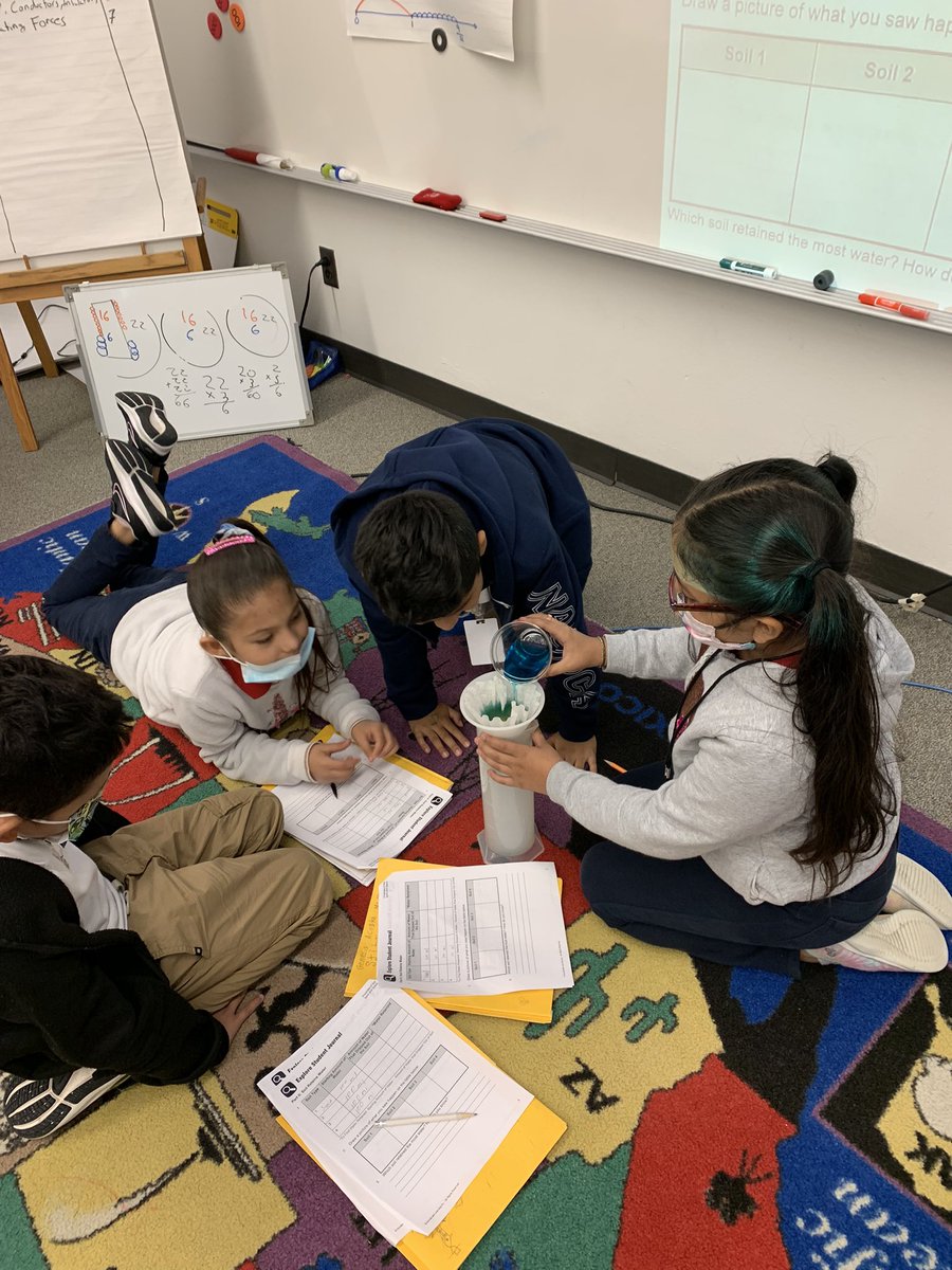 Mrrodriguez3rd's tweet image. My students discovering the Properties of Soil! @KennedyCougs @AliefScience #BeTheChange #fun