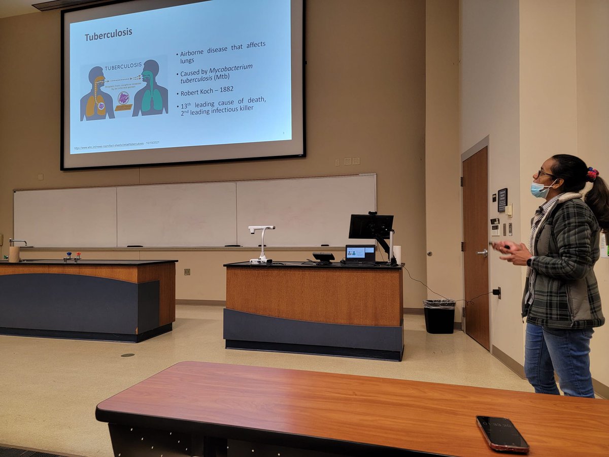 AndreanaGroup's tweet photo. Last week was Shanika's and Amendra's 4th year talk, where they talked about their progress in the use of microwave in carbohydrate chemistry, the synthesis of a new vaccine and new substrates against tuberculosis. Congrats to both of them ! (Amendra is on the picture) https://t.co/7wUtbWqogb