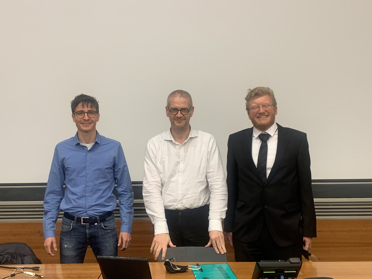 CoperetGroup's tweet photo. Tonight we had a celebration of olefins! Two great talks from Lukas and Darryl on the work from their PhD (so far) - propane dehydrogenation and olefin metathesis! @LukasRochlitz @DfNater https://t.co/pwYNUWIPl5