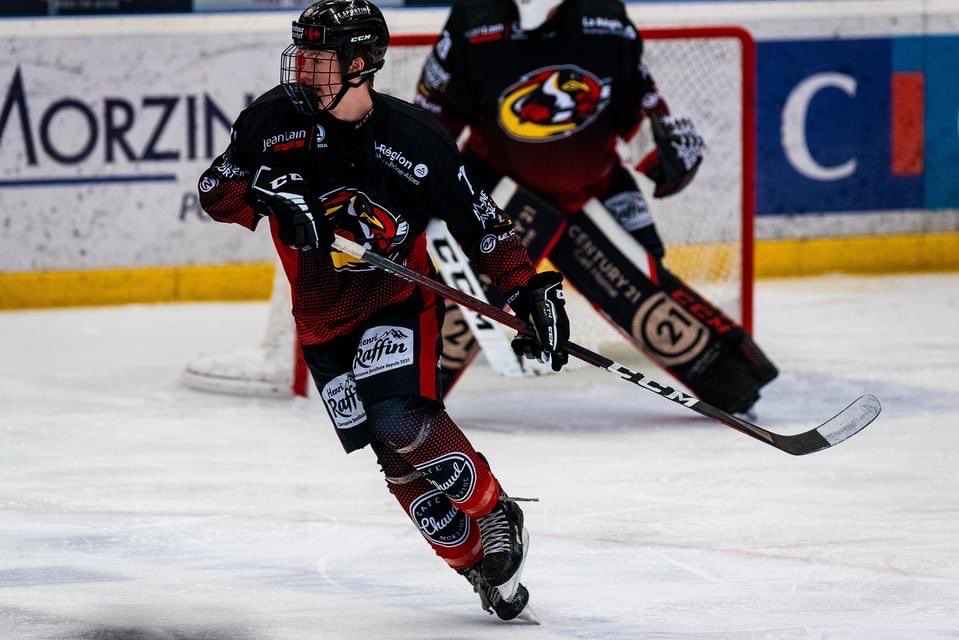 C21CallHome's tweet photo. Être partenaire d’une équipe de hockey comme celle de Morzine est un vrai bonheur. #gomorzine #lovemorzine #division1 https://t.co/IDC71xv9tu