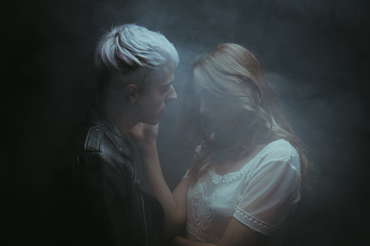 iamrayless's tweet image. NEW SONG “DAGGER” OUT NOW🗡⚡️🖤

youtu.be/T-cECDWcGlg