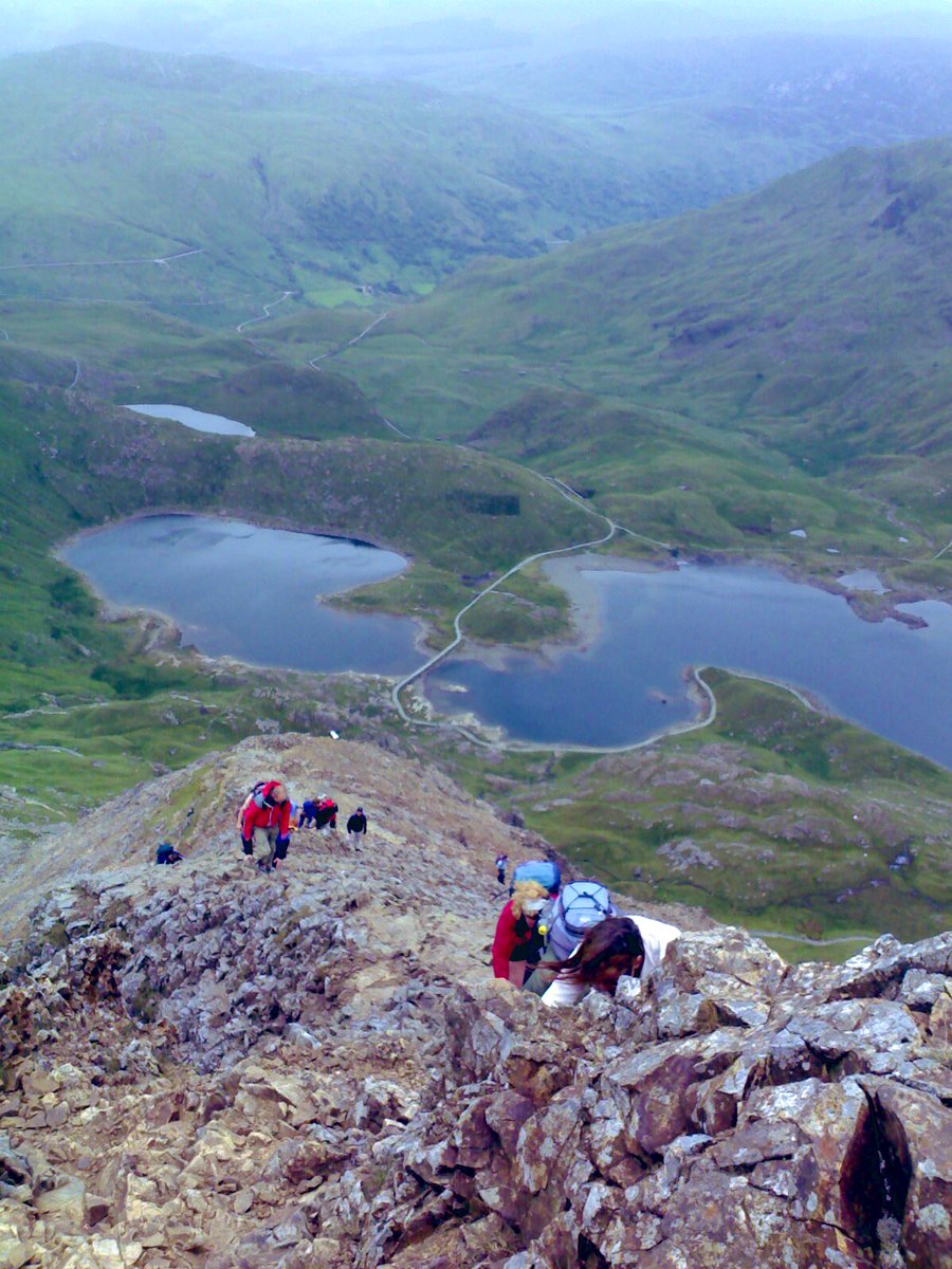 appertunity's tweet photo. Me in 2006 climbing #MountSnowden in a pair of trainers - like a nutter ๐ https://t.co/2wYh2Oufue