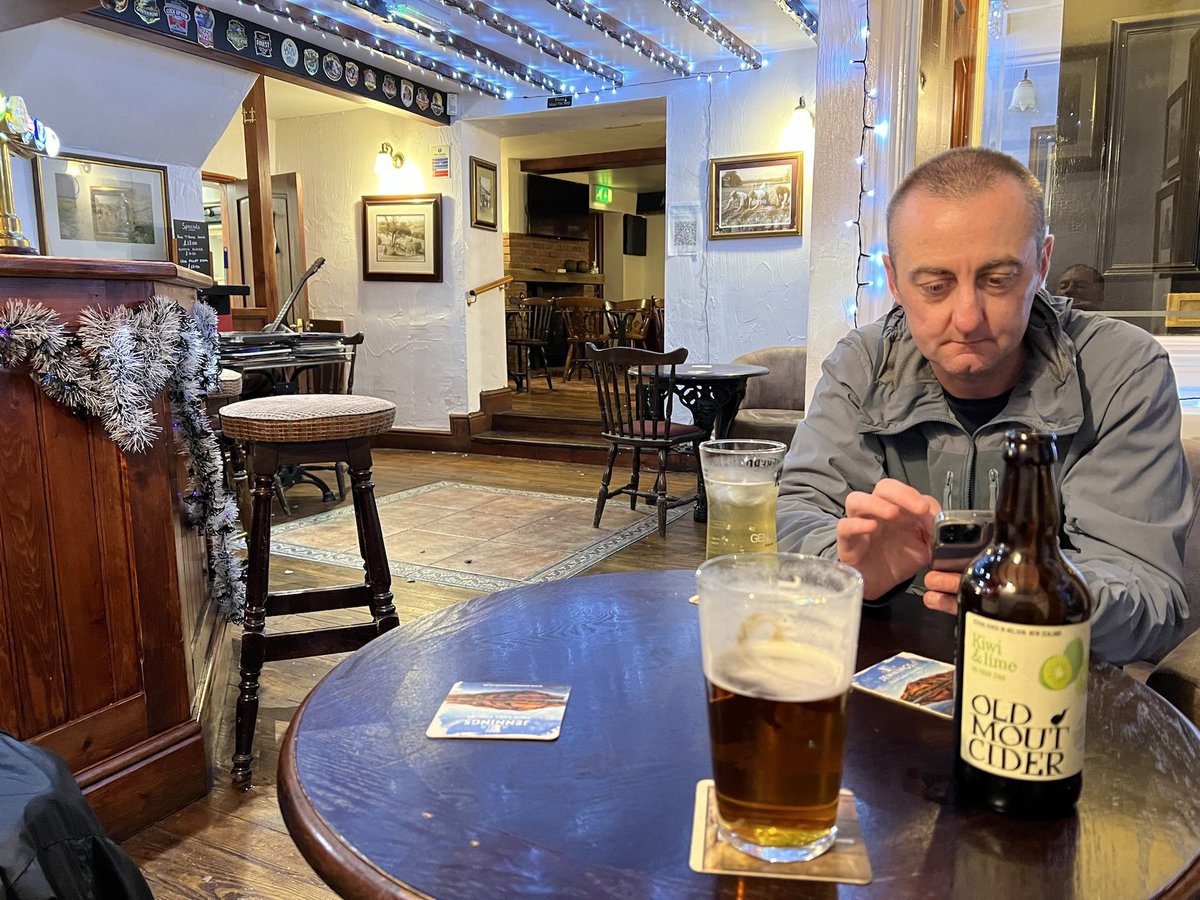 Simon Scarborough tweet media