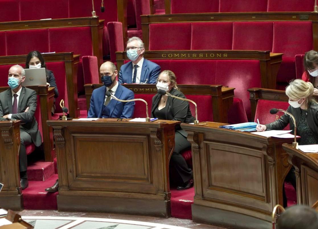 Romeiro1L's tweet photo. Beaucoup d’émotions au terme du vote de la #PPLAnimaux une loi sociétale qui vise à envoyer un message clair : l’Animal n’est pas un objet divertissant mais bien un être vivant, sensible à qui nous devons protection. La France franchit aujourd'hui un grand pas longtemps attendu! https://t.co/od678nNh0H