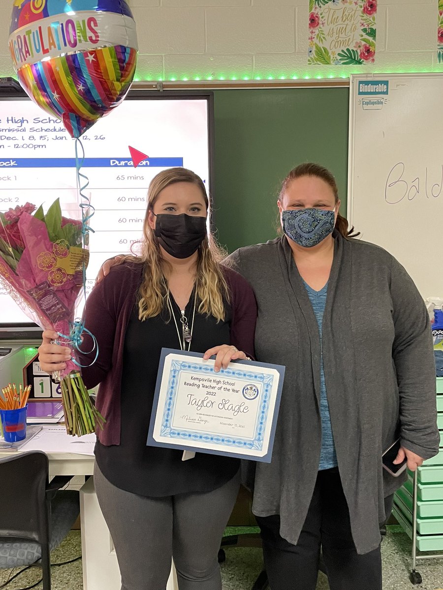 KHS_Chiefs's tweet photo. Kempsville High School is proud to recognize Mrs. Taylor Slagle as our 2022 Reading Teacher of the Year! Congrats Mrs. Slagle! #chiefkhspride #ebaproud @GuckertTaylor https://t.co/aLKWljqMON