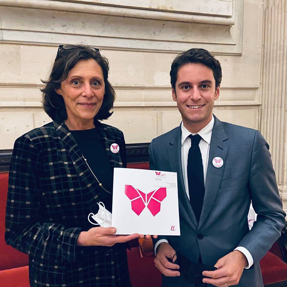 flprovendier's tweet photo. #SEEPH2021 I « Voyons les personnes avant le #Handicap »
Ravie de soutenir la campagne #OnDitCap de la première agence de communication adaptée de France.
Merci @GabrielAttal et @1ElisaMoreno de porter les couleurs de @PapillonsdeJour entreprise de ma circo 🤩 https://t.co/FVtLntRbVl