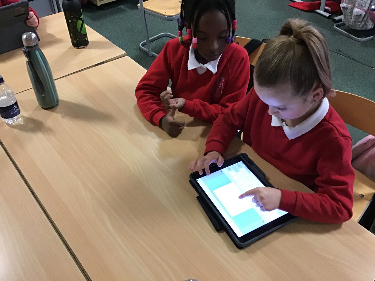 MrsCarson15's tweet photo. Primary 3 have been learning about the different things we get from trees. They created books on book creator to share with others @StTeresasPS #LearningForSustainability #OurDearGreenPlace https://t.co/J5ToOEkBRi