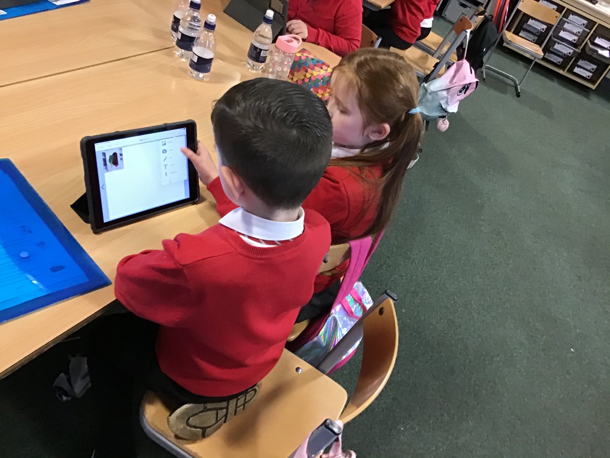 MrsCarson15's tweet photo. Primary 3 have been learning about the different things we get from trees. They created books on book creator to share with others @StTeresasPS #LearningForSustainability #OurDearGreenPlace https://t.co/J5ToOEkBRi