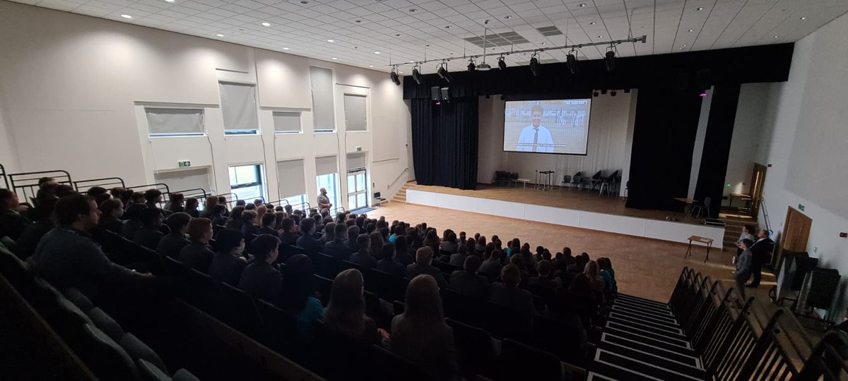 MrAJones94's tweet photo. Year 8 during their assembly on anti-bullying. They came up with some very mature and compassionate responses. Thank you @OatenTcs 😁 https://t.co/DcWECad9vW