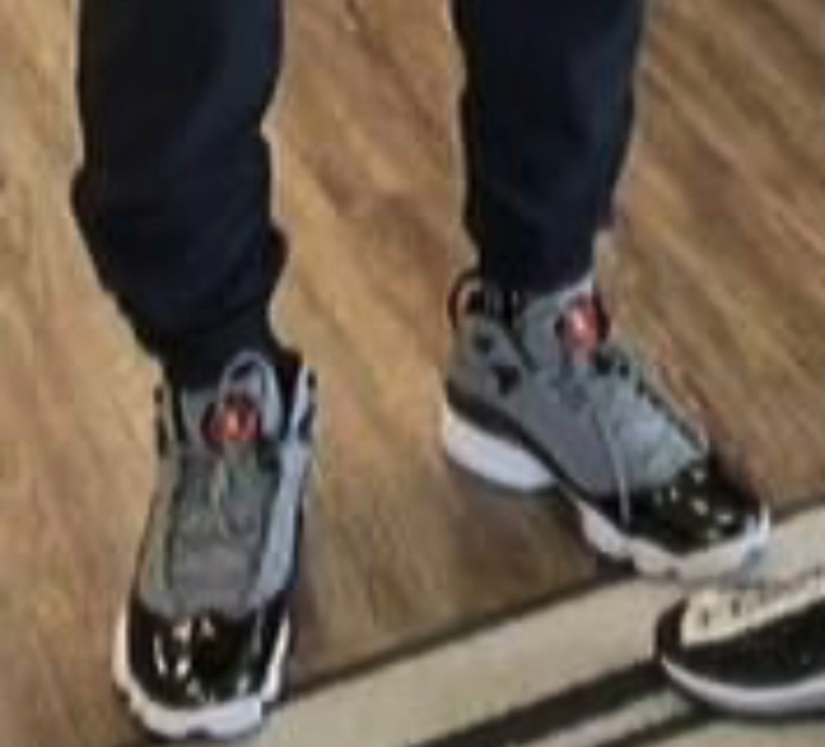 Can anyone identify these sneakers? Trying to locate a pair. <a href="/ComplexSneakers/">Complex Sneakers</a> <a href="/SneakerNews/">Sneaker News</a> #sneakerheads