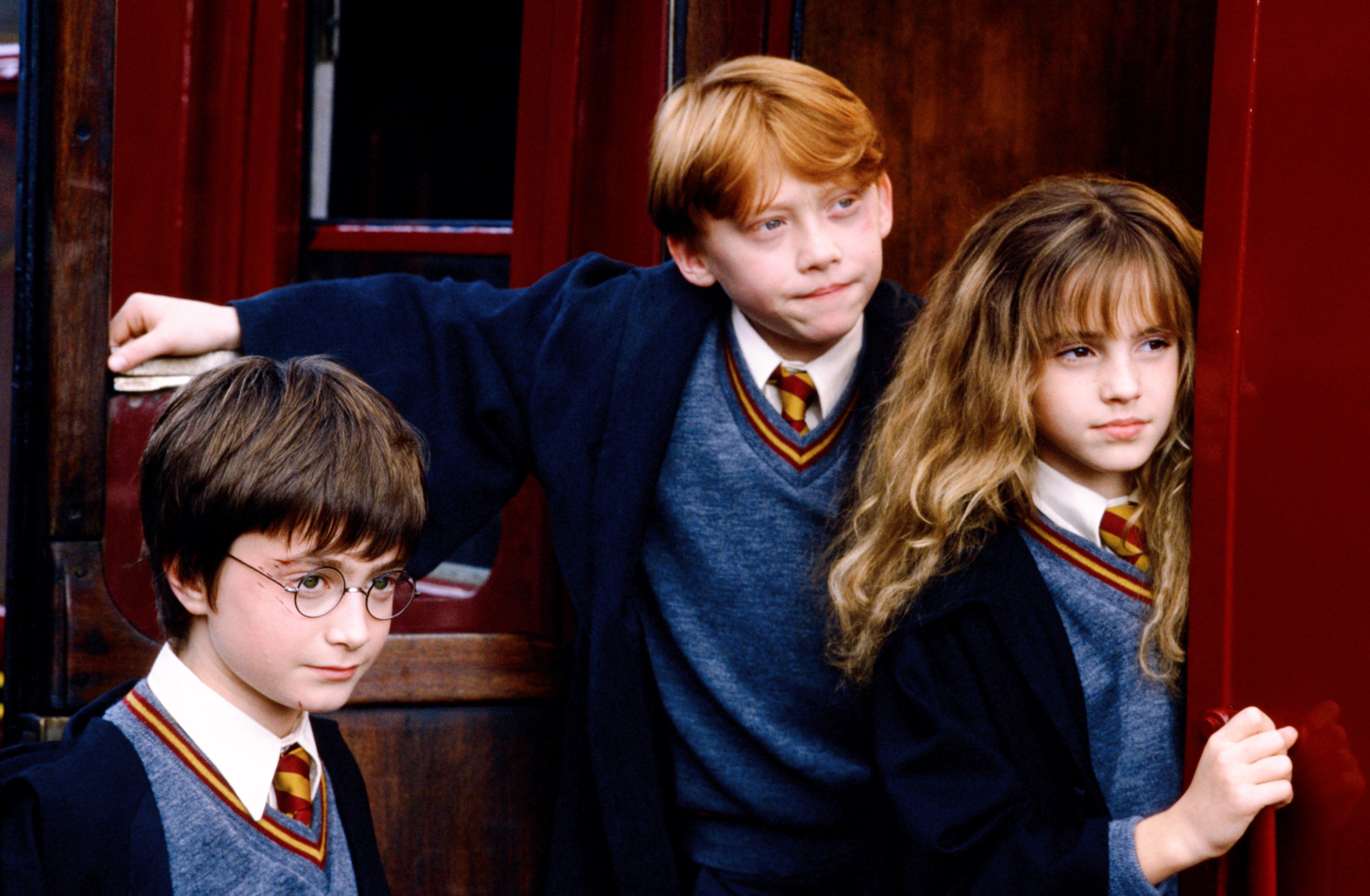 Diz Films 大ニュース ハリーポッターのあの3人が再集結して戻ってくる 周年を記念して 22年元旦にダニエル ラドクリフ エマ ワトソン ルパート グリント他キャスト達が当時を振り返るメイキング番組 Return To Hogwarts がhbo Maxで初放送
