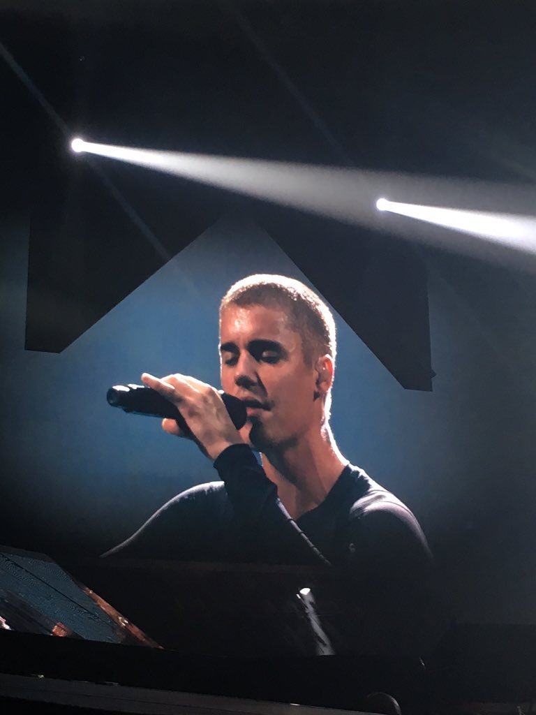 bieberspics's tweet photo. https://t.co/GExsjFfqdG