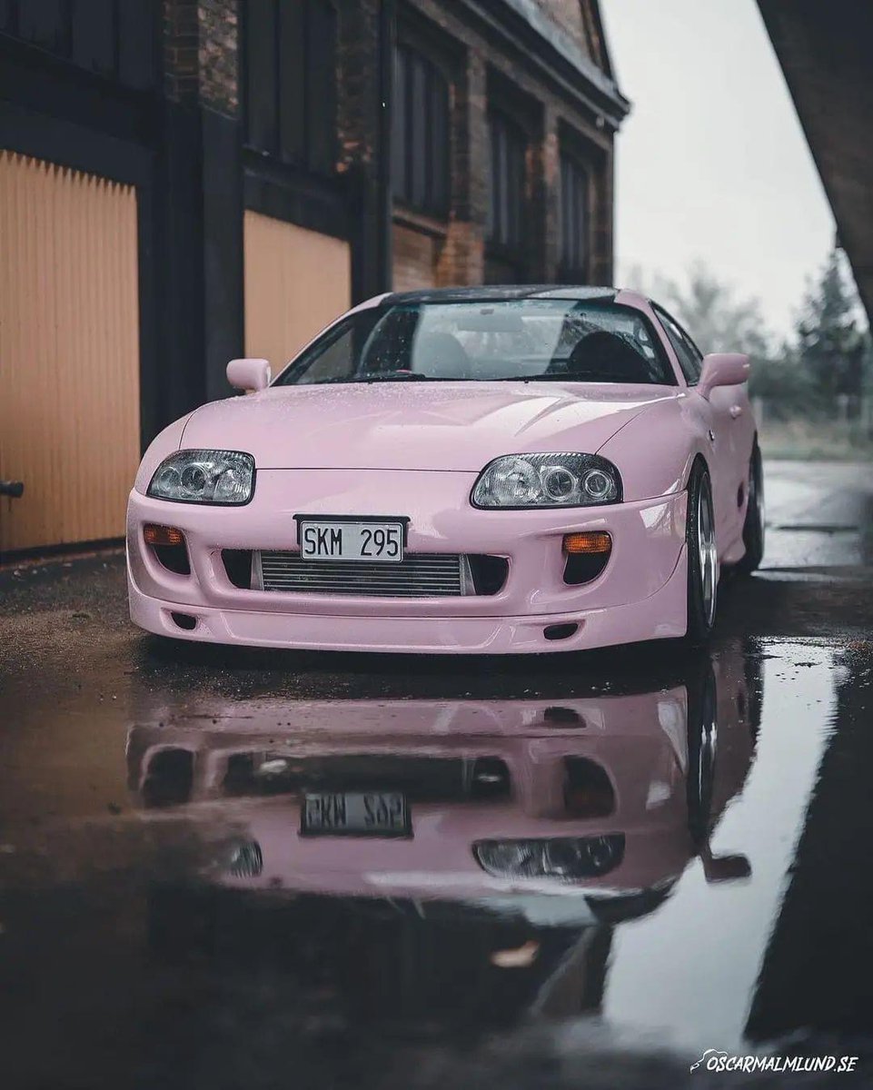 CarManToday's tweet photo. π· @oscarmalmlund.se
Owner @thatlouisee
#supra #supraculture #supralifestyle #mk4 #supraaddicts #toyota #toyotasupra #turbosupra #turbo #mk4supra #mkiv #mkivsupra #madeinjapan #2jzgte #2jz #carphotography #inline6 #jzpowered #gotboost #boosted #v160 #supragirl #suprachick https://t.co/foHY5RoiTP