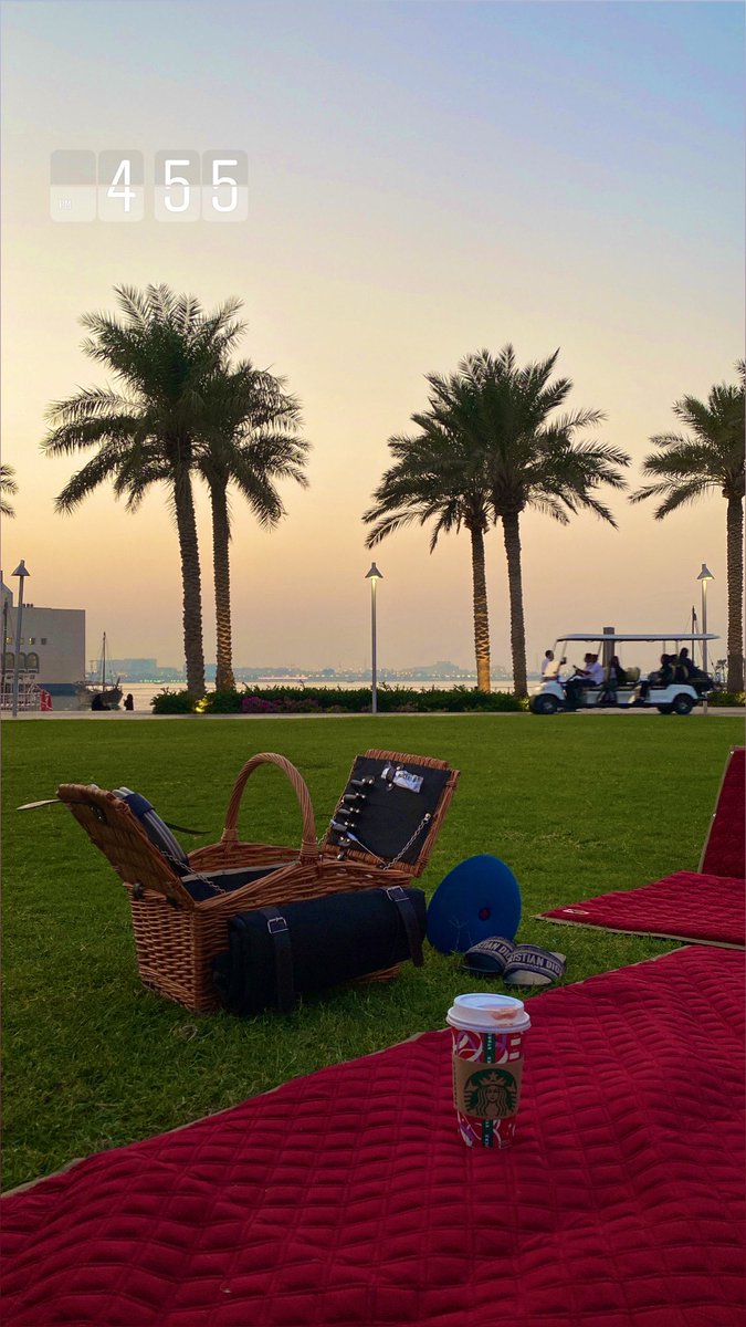 Hayaamek's tweet photo. A well spent evening, brings happy sleep💛 https://t.co/iaP0Hunyjh