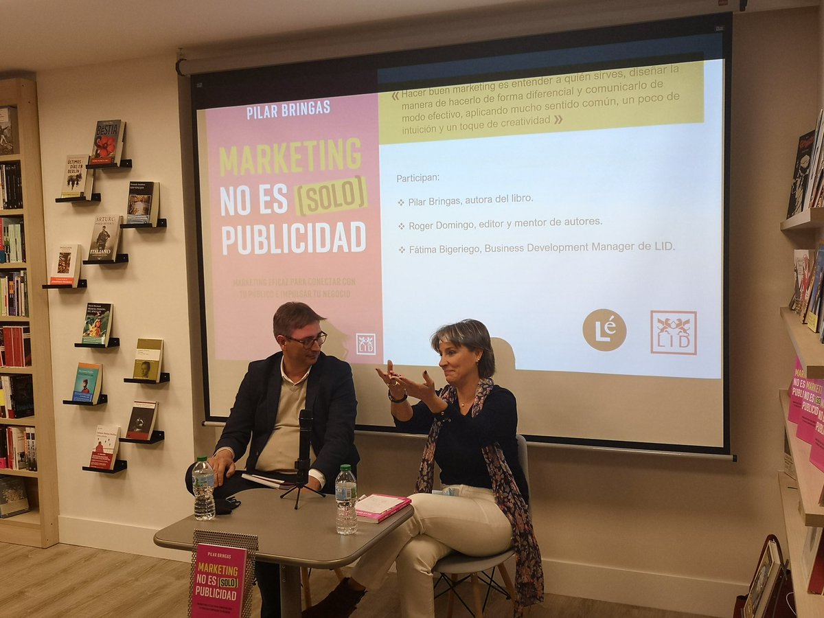 "El #marketing no crea necesidades, hace que las necesidades se conviertan en deseo hacia una marca" <a href="/PilarBringas/">MarketingEnPositivo</a> en la presentación de su libro #MarketingNoesSolo #publicidad

<a href="/LibreriaLe/">Librería Lé</a> <a href="/Disbook_es/">Disbook</a> <a href="/RogerDomingo/">Roger Domingo</a>