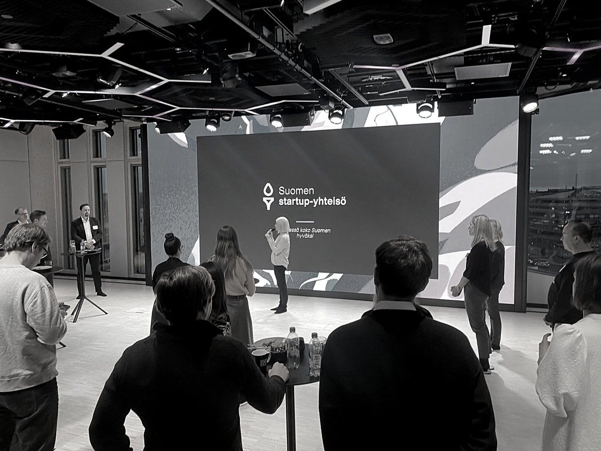 Tapasimme tänään yhteisön yrittäjien kanssa Eduskunnan startup-kerhon jäseniä Supercellillä – kiitos kaikille osallistujille! ✨

Keskustelimme mm. englanninkielisten koulupaikkojen, saumattomien maahantuloprosessien ja T&amp;K-panostusten tärkeydestä koko Suomelle.