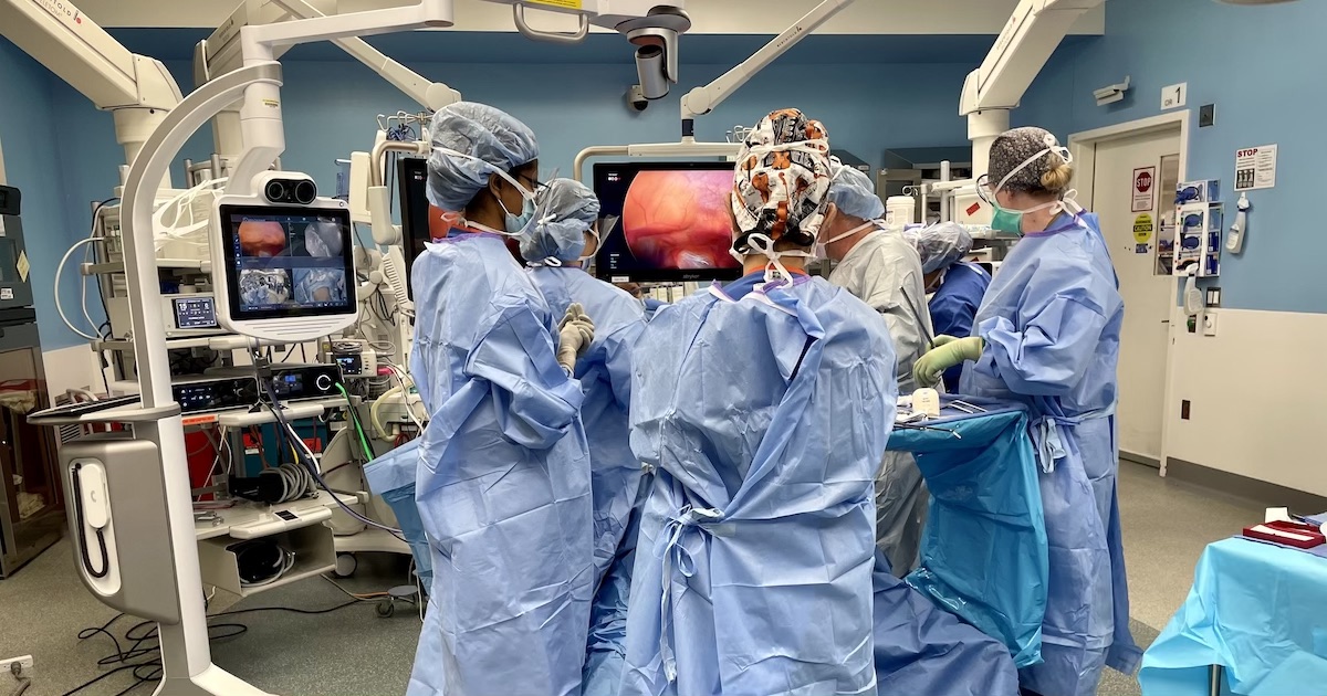 OrthoFeed's tweet photo. How virtually ‘scrubbing in’ could help surgeons hone their skills

https://t.co/dT5N1Z9QTW

@ProximieAR #AI #ArtificialIntelligence #AR #AugmentedReality #DigitalHealth #RemoteCollaboration #startups #SurgicalSkills #SurgicalTraining #telemedicine #telementoring #VirtualSurgery https://t.co/34GRtUY9l3