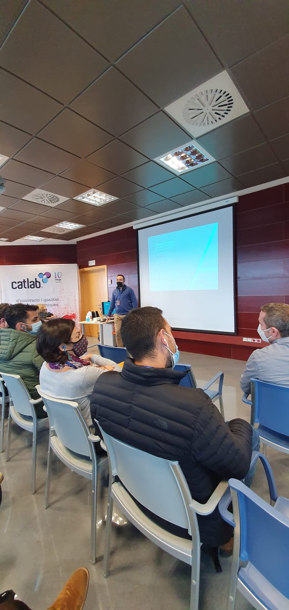 Mutua_Terrassa's tweet photo. Axioma Solucions comparteix el seu coneixement  en #EconomiaCircular  al #CEHotspotCAT , centrat en el model d'integració de serveis, així  com els beneficis del teixit reutilitzable #Steripak 

#AxiomaSolucions #reduccioresidus #consumenergetic #mutuamesverda https://t.co/zsdDf9P1Qg