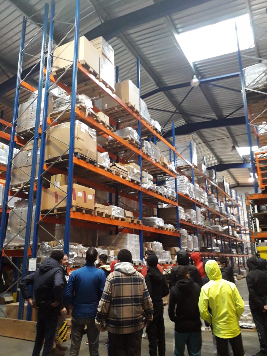 JGallieni's tweet photo. Semaine #EcoleEntreprise 👍
Visite en partenariat avec @AFT_TL pour les élèves de 3ième du lycée @JGallieni de @actoulouse
Merci pour ces riches échanges avec Transports Fournié Toulouse 🤩
@EE_ac_toulouse @DSDEN31 https://t.co/Xq5KeT8Tue