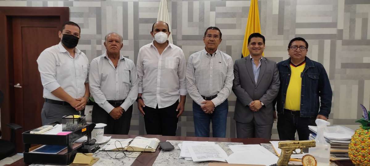 AITEC_ecuador's tweet image. En #AITEC seguimos trabajando por la educación. Hoy mantuvimos una reunión de trabajo con el Alcalde de #Milagro @pacoasan donde generamos un proyecto educativo en favor de miles de milagreños. #HaciendoTusMetasPosibles.